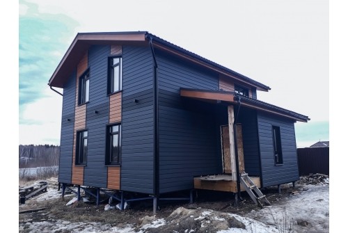 saiding_metall_eco_brus_drap_9005_7016_golden_wood_vodostok_9005_03-500x335-1