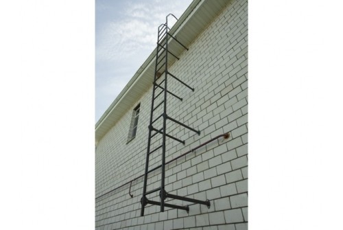 lestnitsa-stenovaya-grand-line-500x335-1